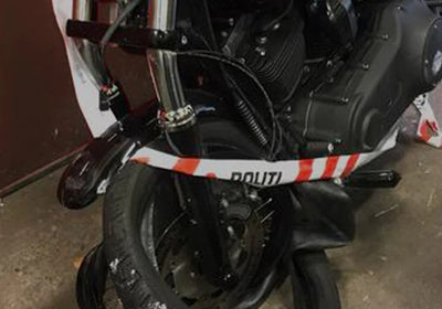 Bild: Quad Lock survives 100km/h motorcycle crash